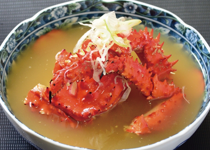 名物、花咲ガニの鉄砲汁をはじめとする汁物や1品料理も充実