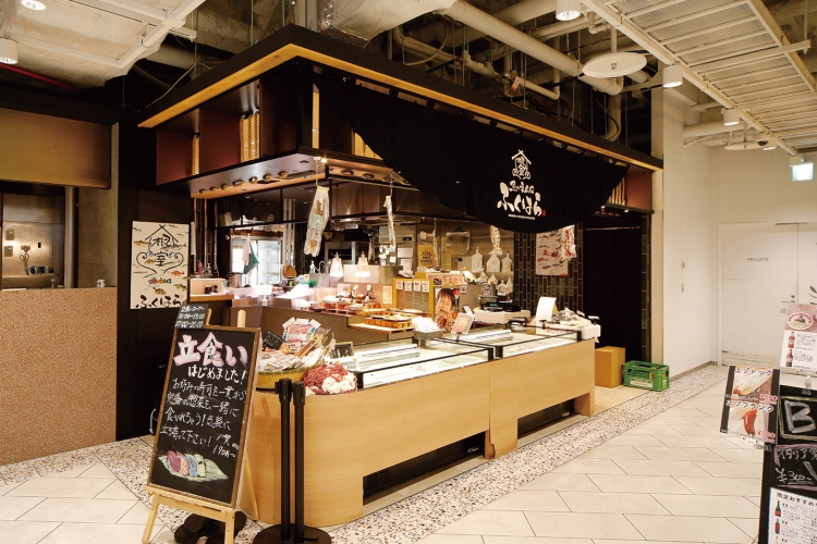 一夜干し、総菜、鮮魚、刺身、寿司など豊富な品揃え、北海道の味覚を存分に楽しめる