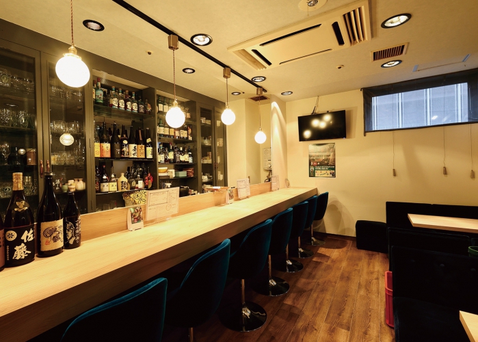 “ひとり時間”をゆったりと満喫できるカウンター席