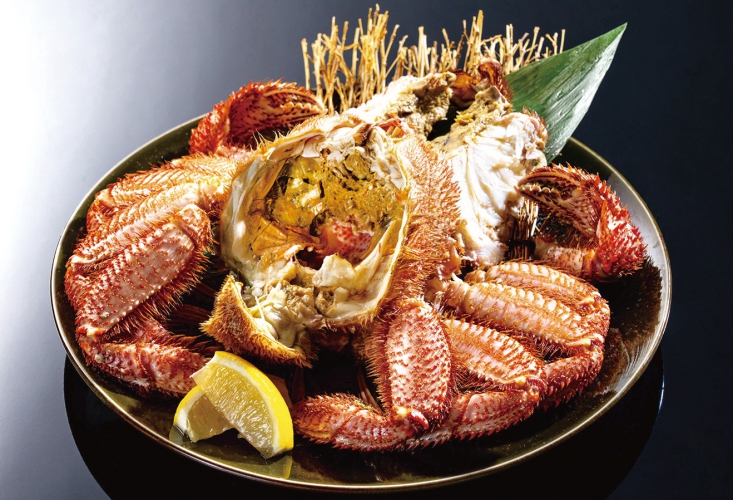 大人気の「毛がに姿盛り」14,800円～、要前日迄予約