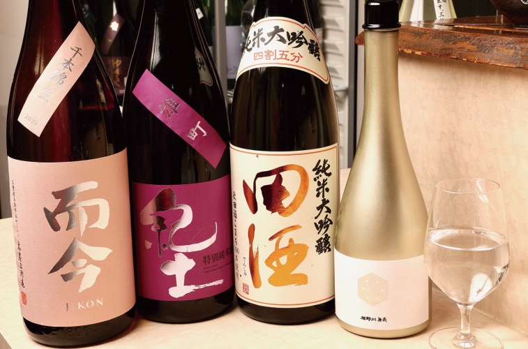 田酒、紀土、No.6などレアな日本酒を豊富に取り扱っている、マニアックな品揃えに注目