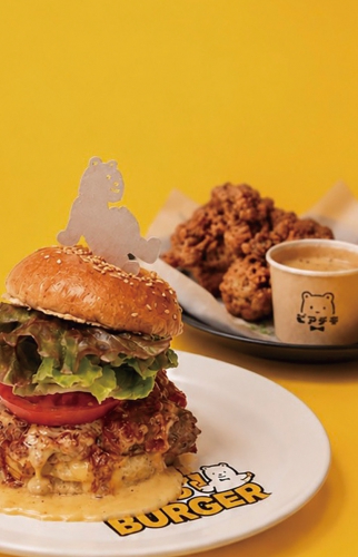 つなぎなし、牛肉100％のスマッシュバーガーが人気